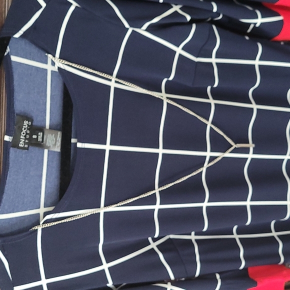 Dress - Picture 4 of 4